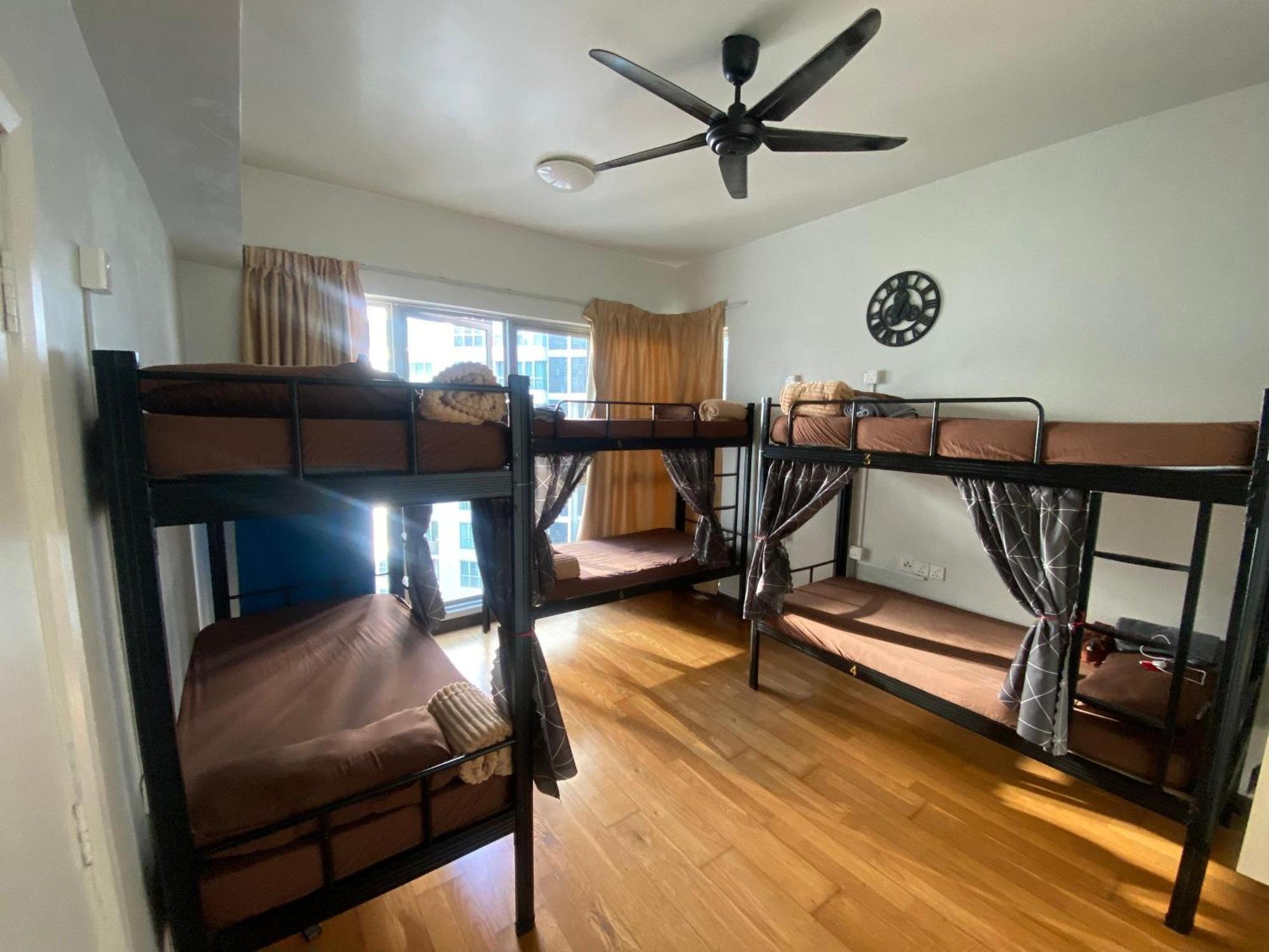 Regalia Bestfriend Hostel Куала-Лумпур Экстерьер фото